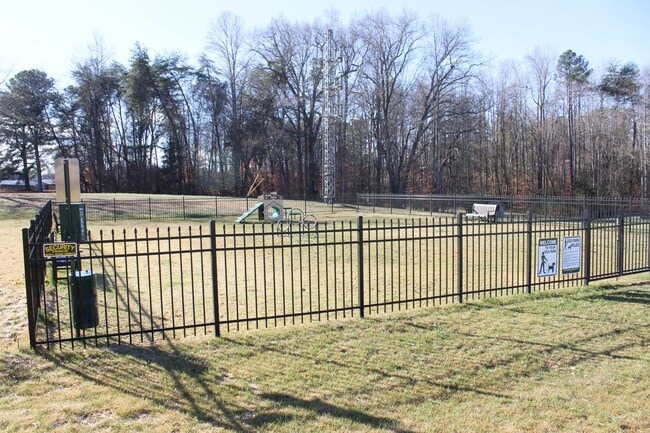 Building Photo - Luxury 3-Bedroom Home with Office, 2-Car Garage & Maintenance-Free Living
