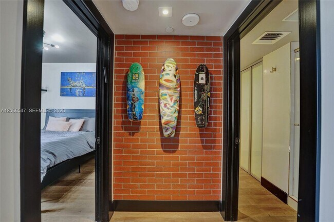 Building Photo - 3610 Yacht Club Dr