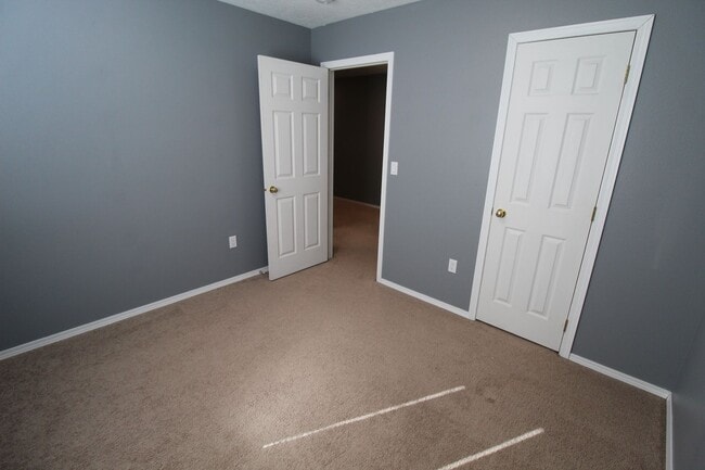 Building Photo - 12605 W 8th Ct