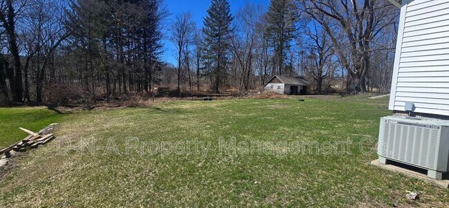 Building Photo - 2837 Bartonsville Ave