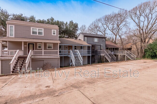 Building Photo - 356 Peach Is Rd