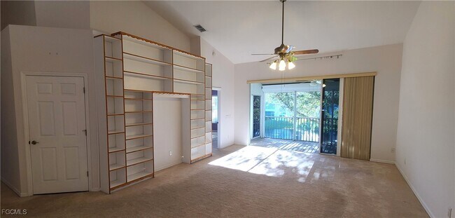 Building Photo - 14571 Daffodil Dr