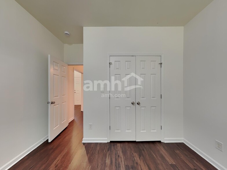 Building Photo - 2316 King Malcolm Ln