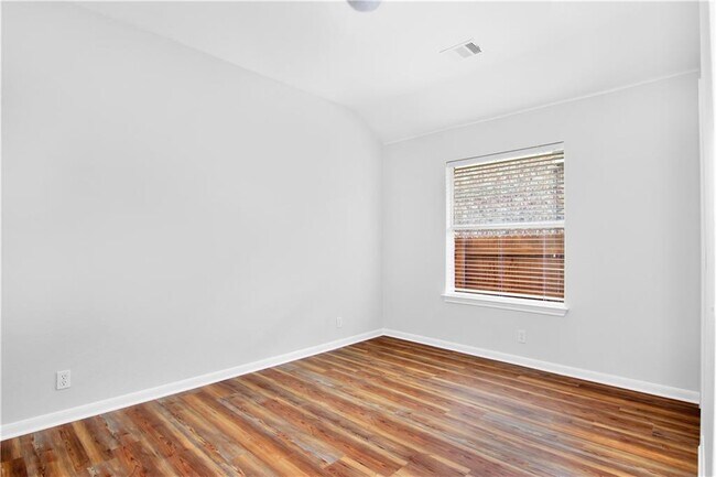 Building Photo - 5813 York Bridge Cir