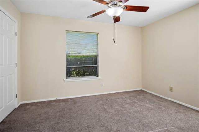 Building Photo - 511 Cambridge Dr