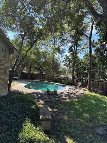 Building Photo - 9703 Elmcrest Dr