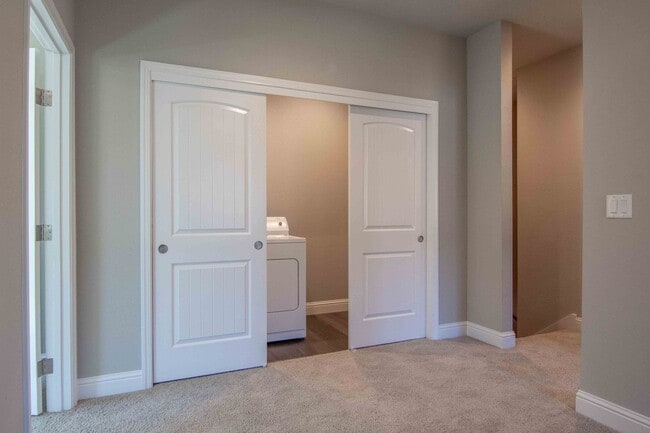 Building Photo - MOVE IN SPECIAL!!! $500 OFF FIRST MONTH'S ...
