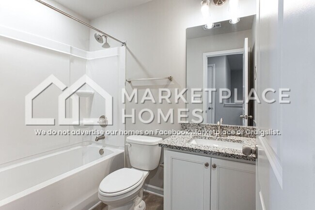 Building Photo - 252 W L Miller Dr