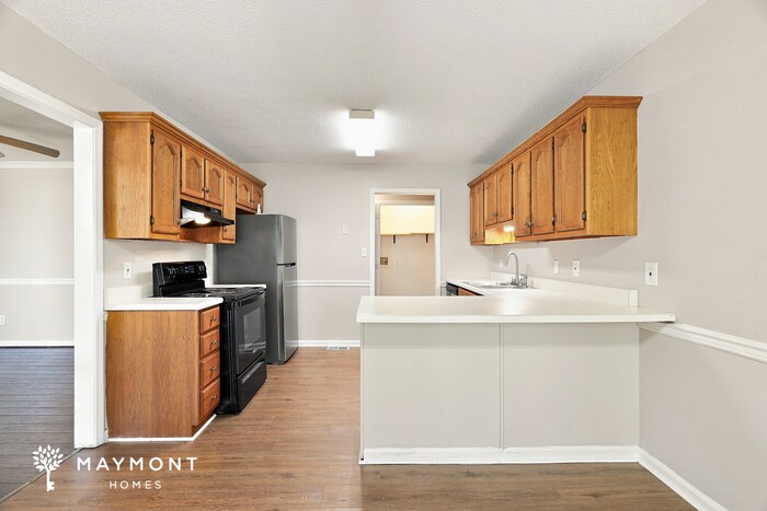 Building Photo - 6721 Heather Ridge Cir