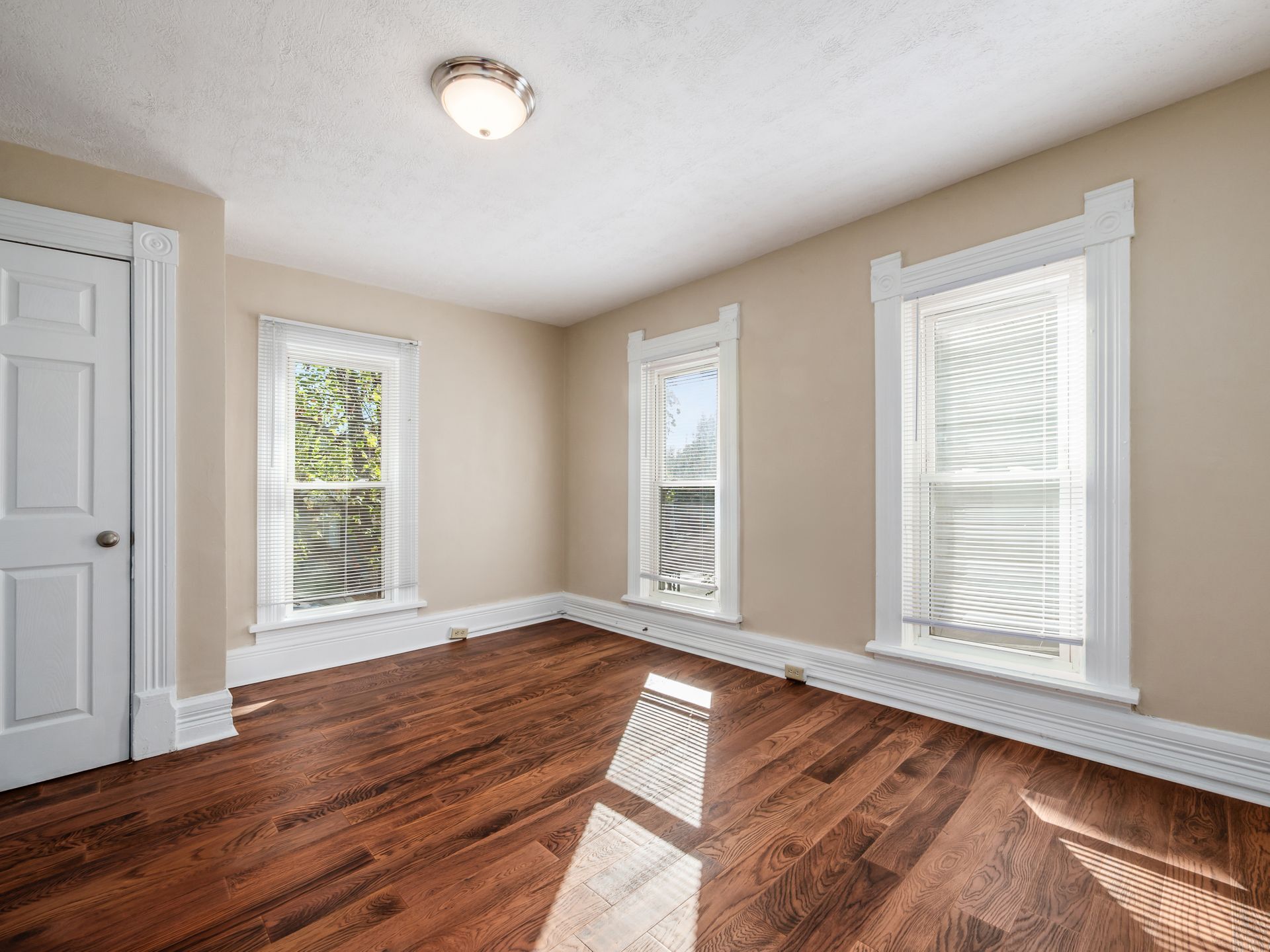 Building Photo - 1447 Hunter Ave