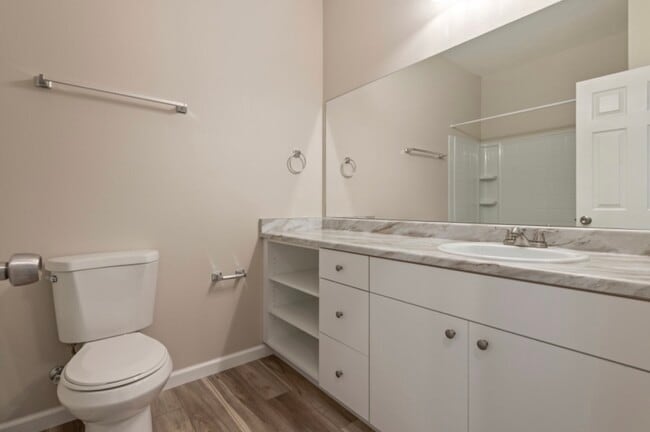 Building Photo - 2253 Vanderford Dr