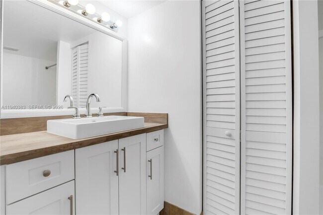 Building Photo - 2123 Renaissance Blvd