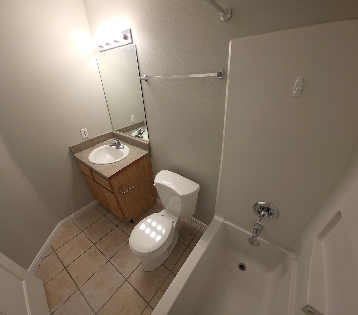 Building Photo - 2413 Big Village Ct