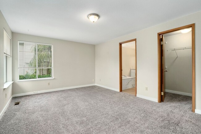 Building Photo - 3 Bedroom Home in Lake Stevens!