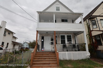 Building Photo - 268 N Pennsylvania Ave