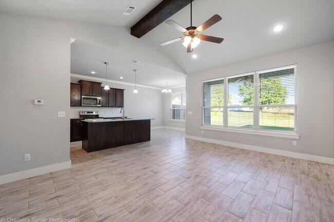 Building Photo - ***112 Alder Street***