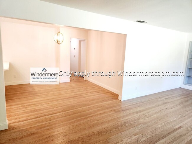 Building Photo - Fully Renovated Home in Arden Park! Availa...