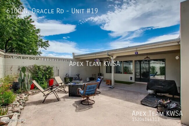 Building Photo - 6100 N Oracle Rd