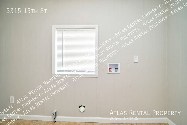 Building Photo - 3315 15th St