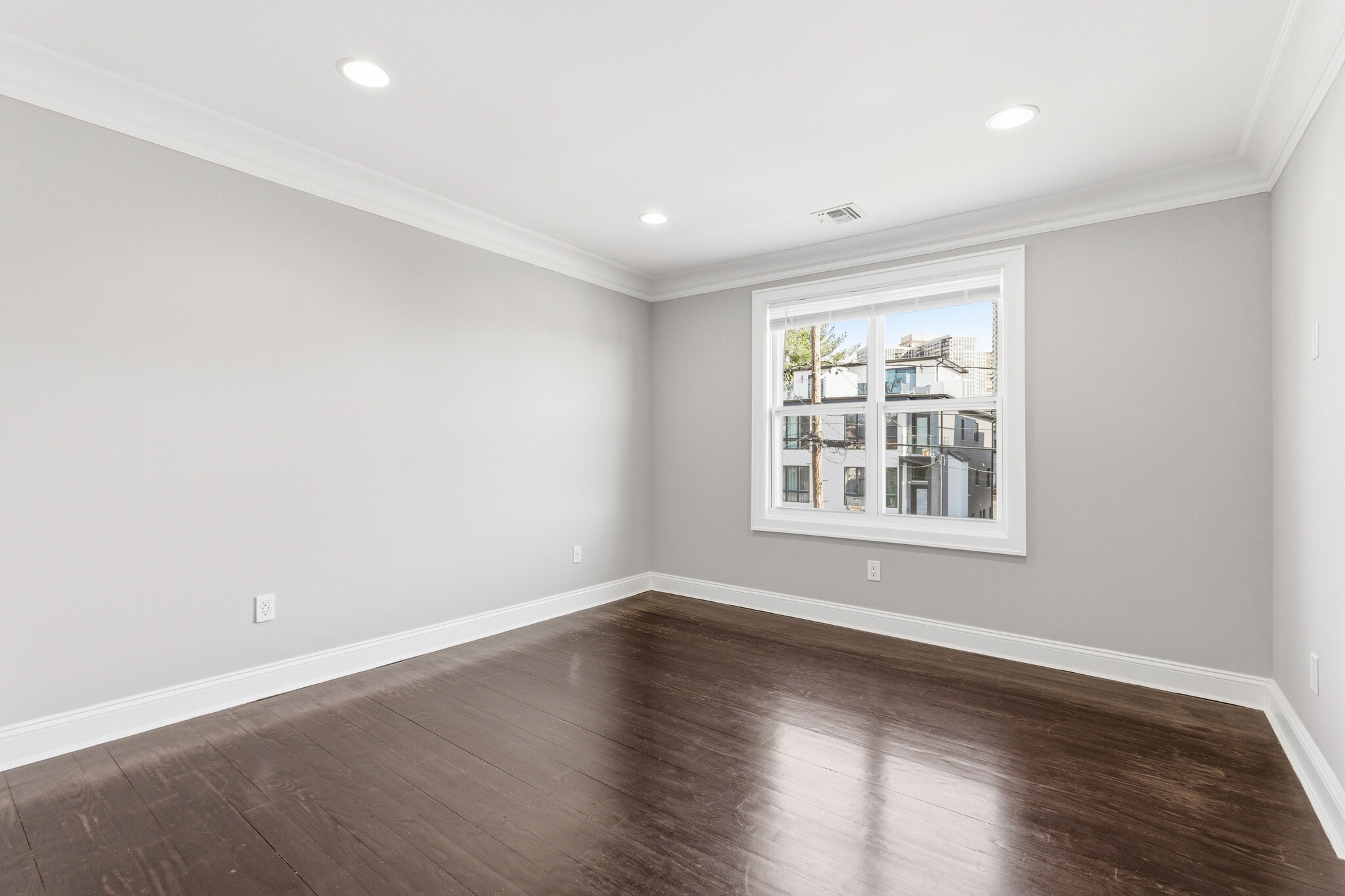 Building Photo - 54 Lawton Ave