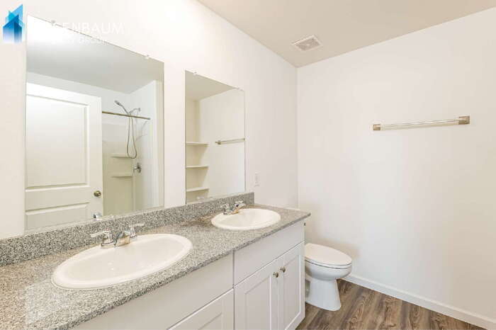 Building Photo - 8888 W Swansea Dr