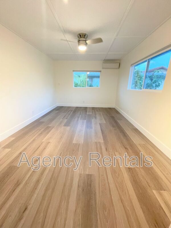 Building Photo - 3036 Monsarrat Ave