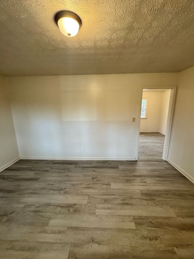 Building Photo - 3/1 in Cleveland County, NC