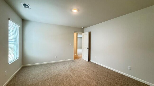 Building Photo - 56 Thompson Ridge Ln