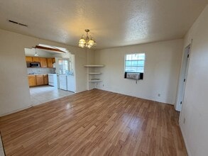 Building Photo - 313 McKnight Ave NE