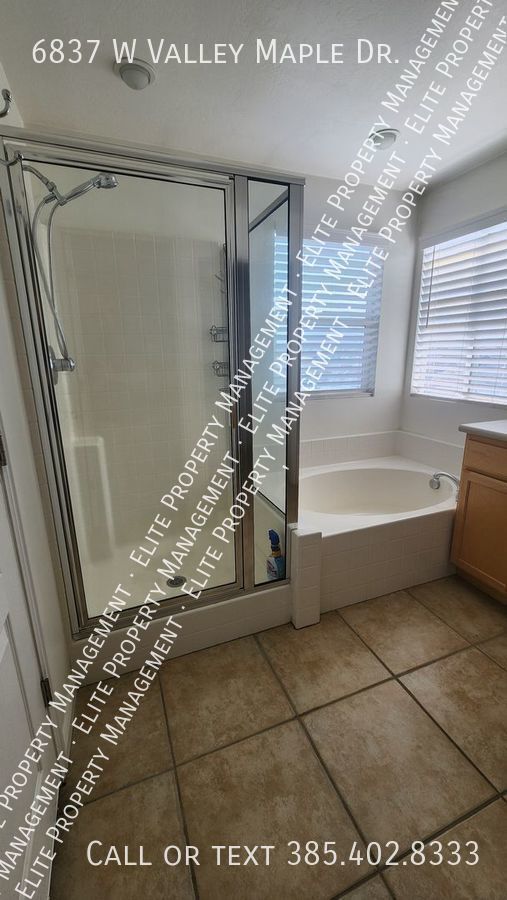 Building Photo - Great 3 bedroom home