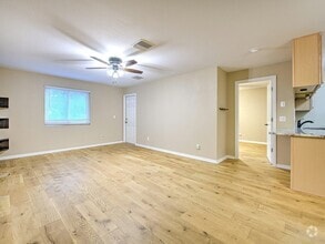 Building Photo - 538 Golden Raintree Pl
