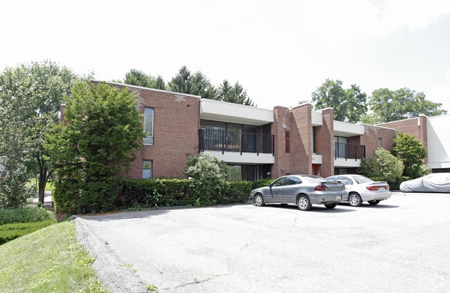 Sharon Hill Apartments - The Pearl Apartments