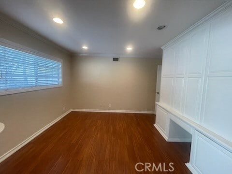 Building Photo - 5042 Briarhill Dr