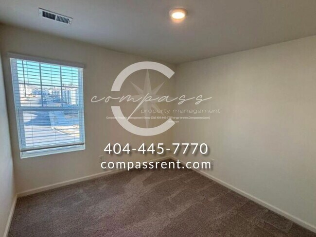 Building Photo - 401 Kings Cross Wy
