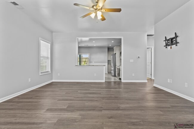 Building Photo - 111 High Hope Ln