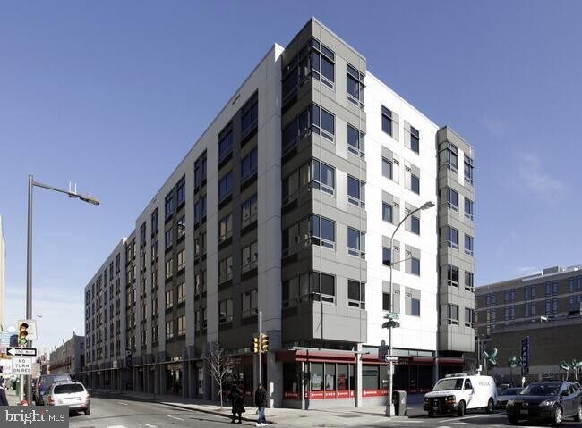 Building Photo - 815 Arch St