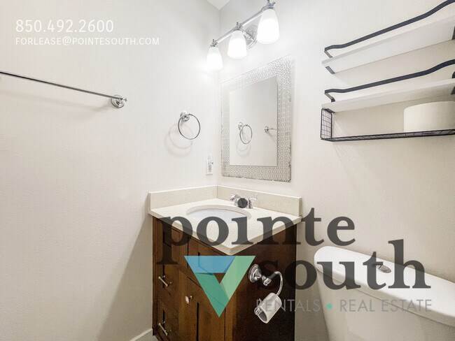 Building Photo - 3300 S Sugartree St