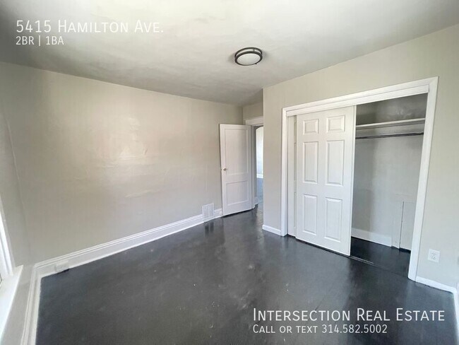 Building Photo - Spacious 2 Bed/1Bath w/Updated Kitchen