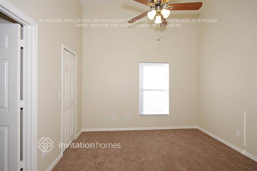 Building Photo - 1571 Parkglen Cir