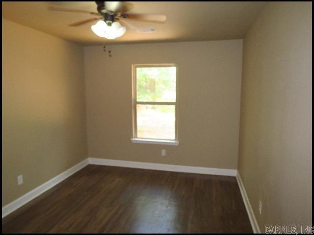 Building Photo - 262 Glenna Ln