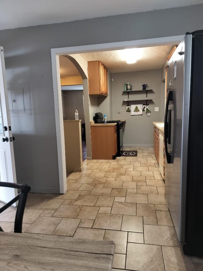 Building Photo - 519 Utah Ave