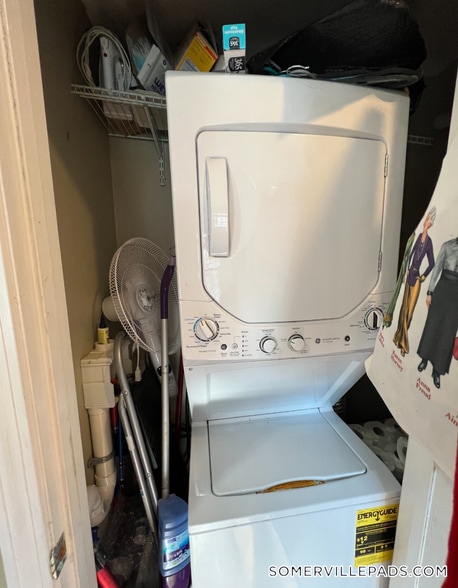 Building Photo - 735 Somerville Ave