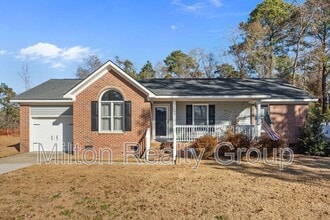 Building Photo - 4320 Falls Dr