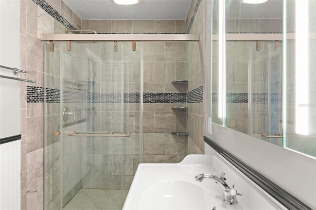 Building Photo - 6021 Windhover Dr