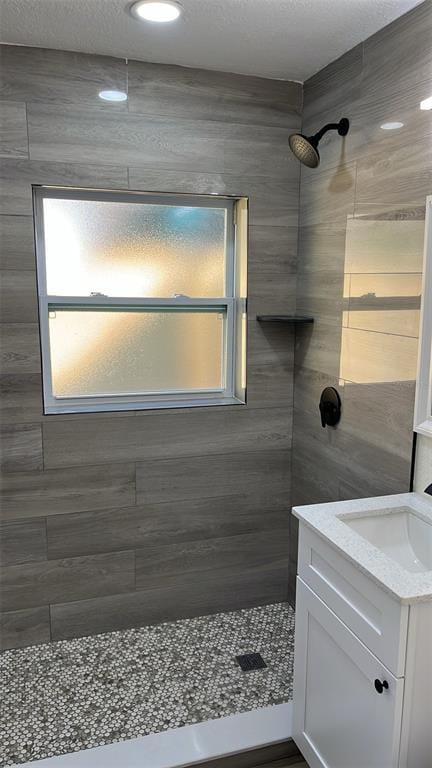 Building Photo - 217 W Chelsea St