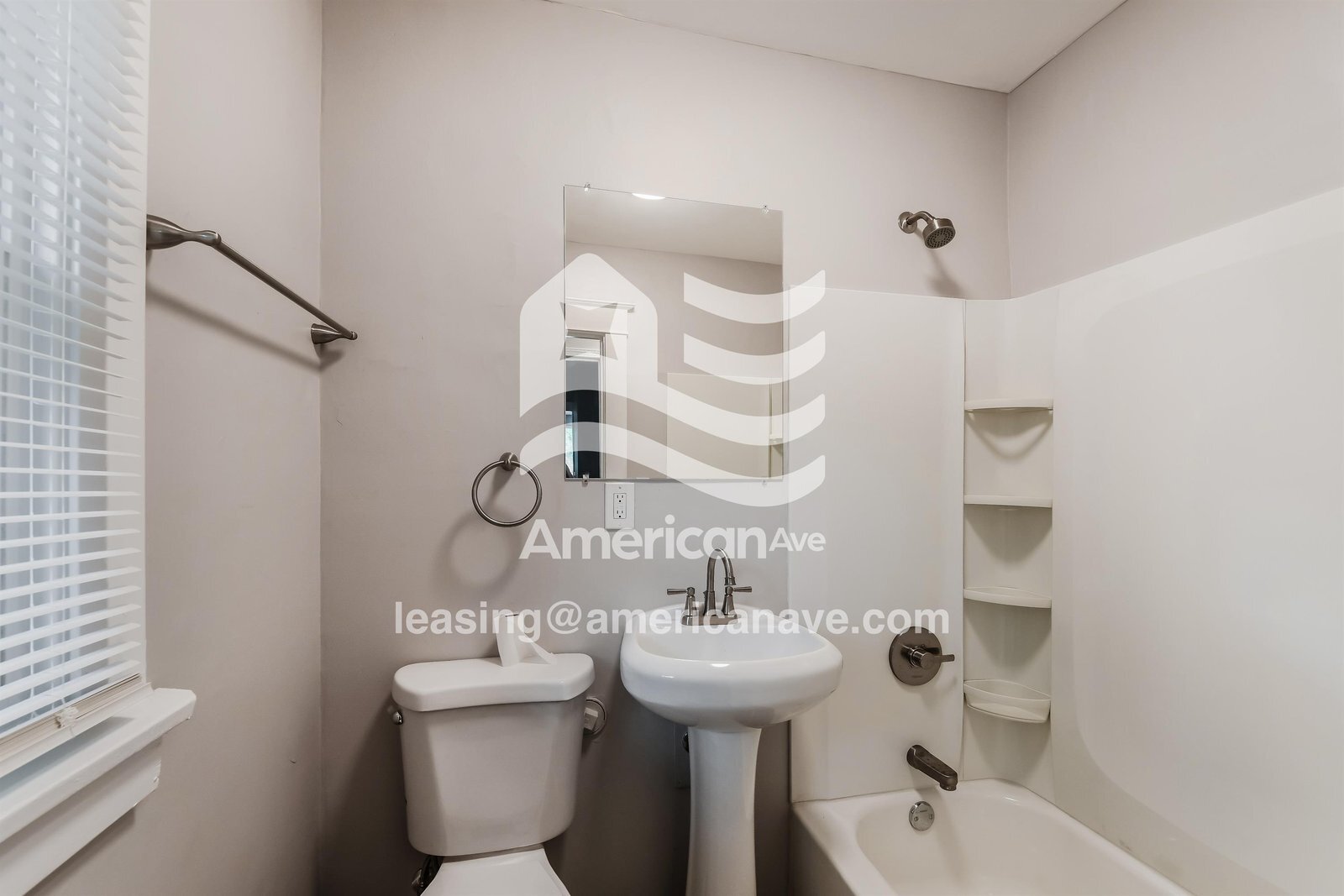 Building Photo - 313 Locust St