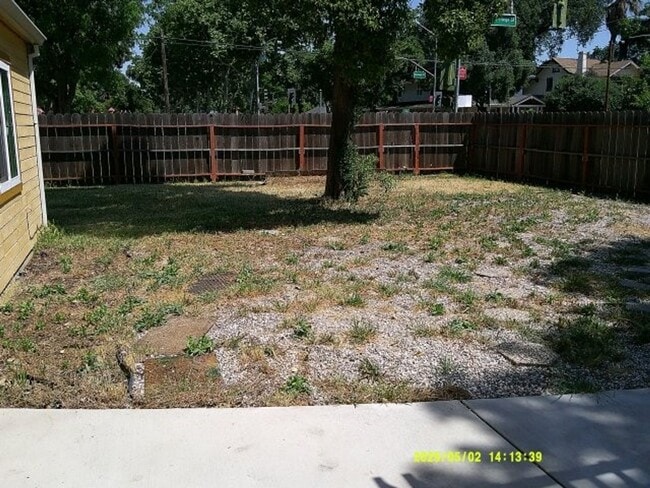 Building Photo - 3 N College St