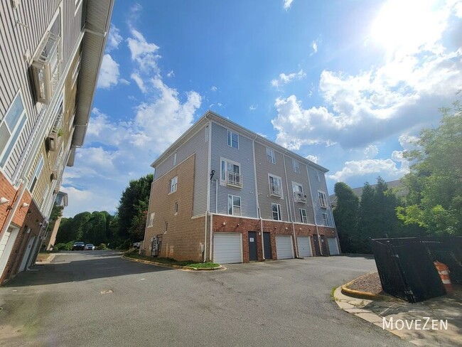 Building Photo - 3545 Warp Street