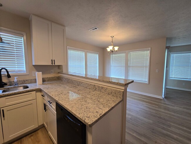 Building Photo - 6780-1 Willowbrook Dr ~ Stewarts Creek