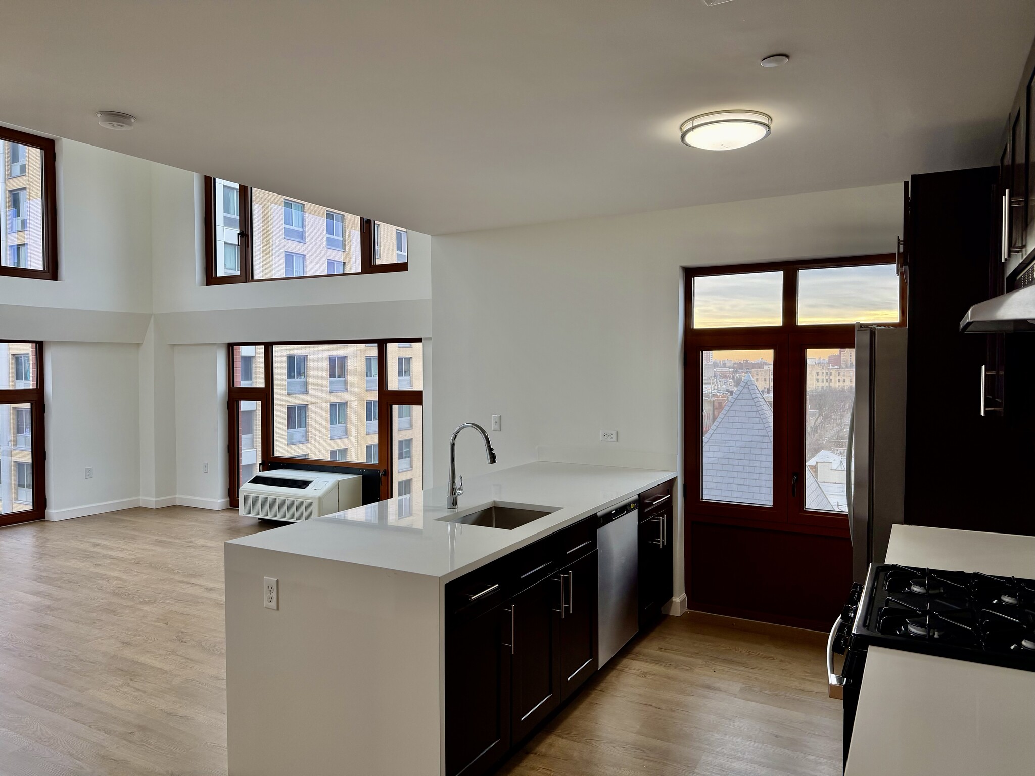 Building Photo - 226 Gramatan Ave